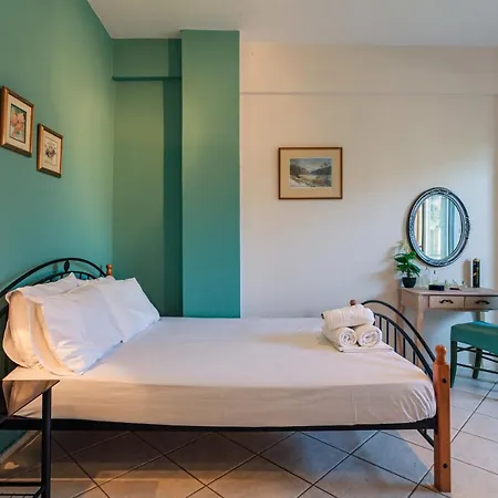 度假居 Spacious Family Retreat - The Hidden Courtyard *