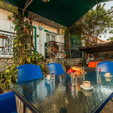 Spacious Family Retreat - The Hidden Courtyard 度假居 圣尼古拉奥斯