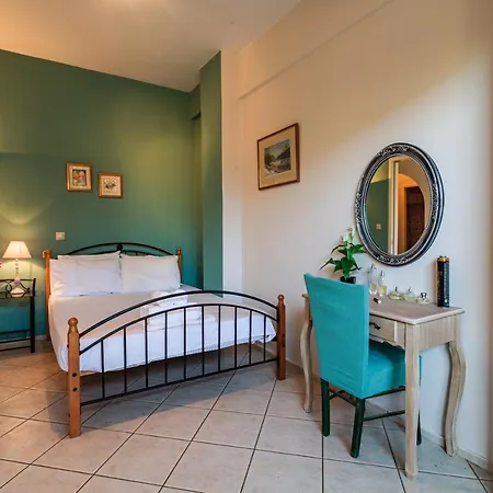 Spacious Family Retreat - The Hidden Courtyard 度假居 圣尼古拉奥斯