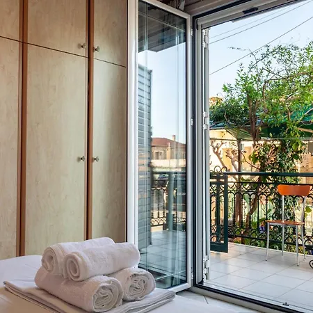 Spacious Family Retreat - The Hidden Courtyard * 圣尼古拉奥斯